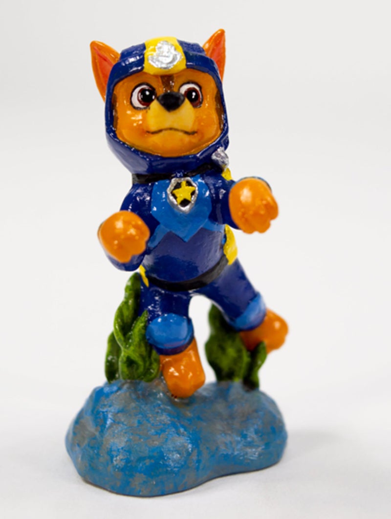 Penn Plax Penn-Plax Officially Licensed Paw Patrol Aquarium Ornament â€“ Chase â€“ Mini Size - Image 2